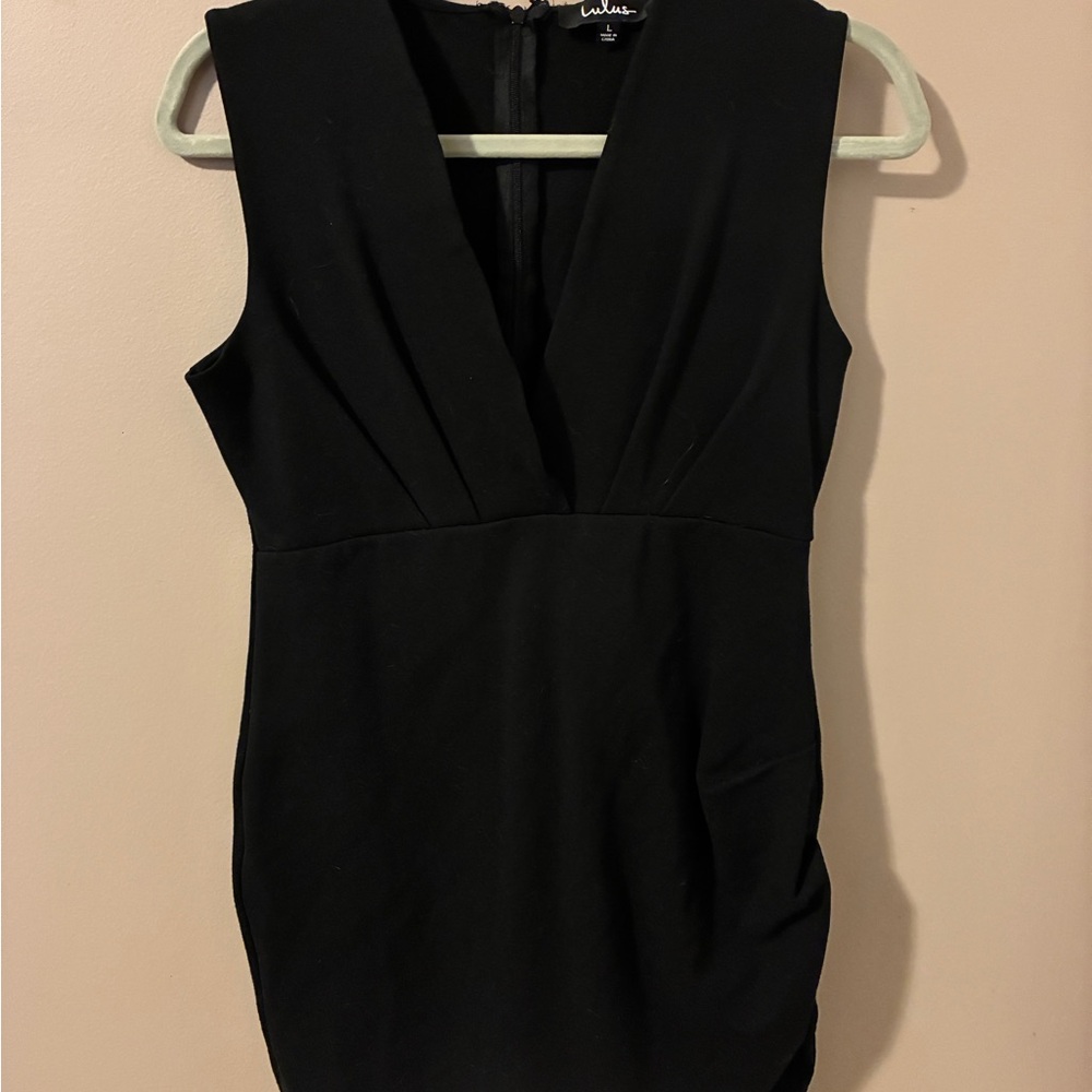 Lulu's Black Sleeveless V-Neck Sheath Mini Dress